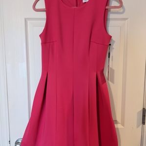 Midi hot pink pleated dress